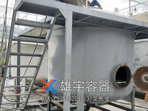 暴雨天气如何进行油罐的防护？